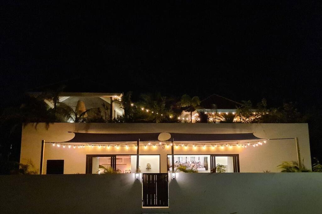 Boutique Appartment 4P With Private Pool, Near Jan Thiel & Mambo Beach ウィレムスタッド エクステリア 写真