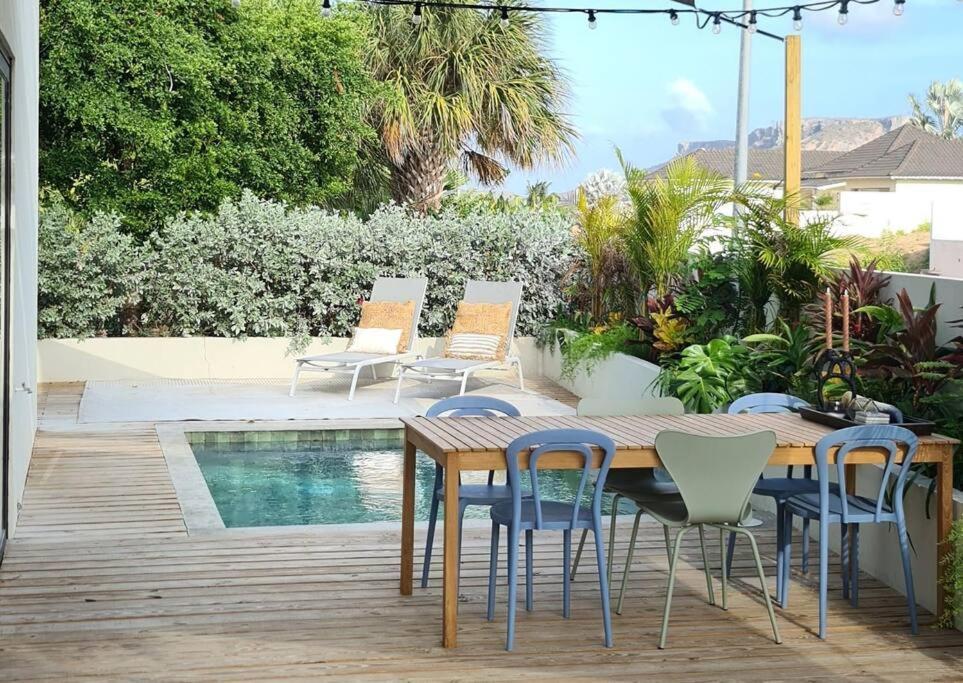 Boutique Appartment 4P With Private Pool, Near Jan Thiel & Mambo Beach ウィレムスタッド エクステリア 写真